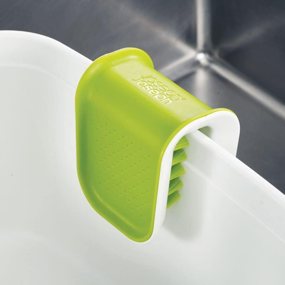 Joseph Joseph BladeBrush Knife Cleaner Green