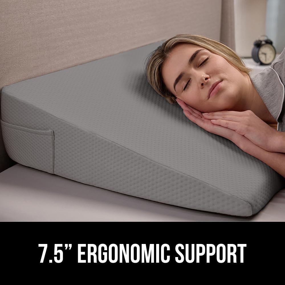 GORILLA GRIP Bed Wedge Pillow with Stay in Place Dots